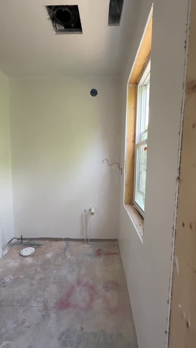 The process of all the minor and big details coming together 🙌
•
•
•
#homesweethome #homerenovation #hshbllc #homeprojects #homeremodel