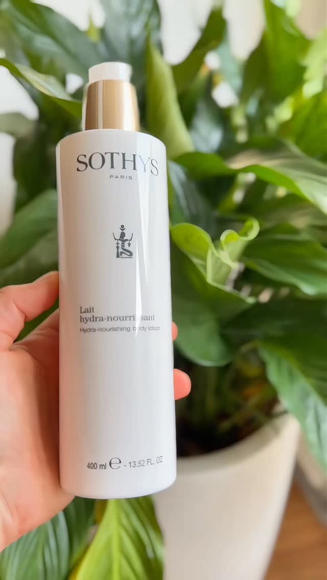 Pflege, die den Unterschied macht.
Das Lait Hydra-Nourrissant von SOTHYS Paris versorgt die Haut intensiv mit Feuchtigkeit, nährt sie spürbar und hinterlässt ein wunderbar seidiges Gefühl – ganz ohne zu beschweren.
Ideal für anspruchsvolle Haut, die Wert auf Qualität, Komfort und luxuriöse Pflege legt.
🖤 Erhältlich bei Fleur-de-Lys
📍 Drieschweg 9 · Krefeld
📞 0176-61344783
#SothysParis #LuxuryBodyCare #FleurDeLys #KörperpflegeDeluxe#
HydraNourrissant