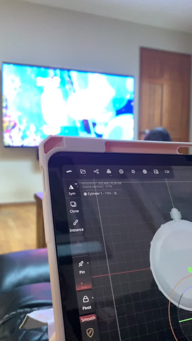 I’m spending lots of time perfecting my skills with the printer and it gets a bit frustrating sometimes, so today we are going to chill and 3d sculpt while watching Ghibli studio movies on the big tv. Little curiosity:
Do you know I named two of my dogs after Ghibli characters? Ponyo and Sophie 🩷#lindamacariodolls #dollmaking #bjd #dollartists