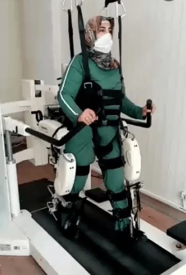 #PrisonersOfConscience in Turkey
Serife Sulukan, a physics teacher and mother, has been imprisoned since May 3, 2022, despite being 89% disabled, paralyzed, and severely ill.
Her so-called “crime”? Sending her child to a Hizmet-affiliated school that was later shut down by the government — an act that was entirely lawful at the time.
Bedridden in Menemen Prison, Sulukan has undergone heart surgery, suffers from memory loss due to heavy medication, and has experienced repeated medical emergencies. Official medical reports confirm her chronic and life-threatening condition. She reportedly can no longer recognize people and lives in degrading conditions, dependent on others for basic care.
Despite this, Turkish courts have rejected every request for medical release for months, ignoring medical evidence and basic humanitarian principles. Keeping a paralyzed and critically ill woman behind bars violates human dignity, the right to health, and fundamental humanitarian standards.
Keeping her imprisoned is not justice — it is cruelty.
Raise your voice. Share her story. Demand her release.
Read more:
https://loom.ly/b-gORPs
#FreeSerifeSulukan #Turkey #Turkish #HumanRightsViolations #Erdogan
* Video is animated using AI.