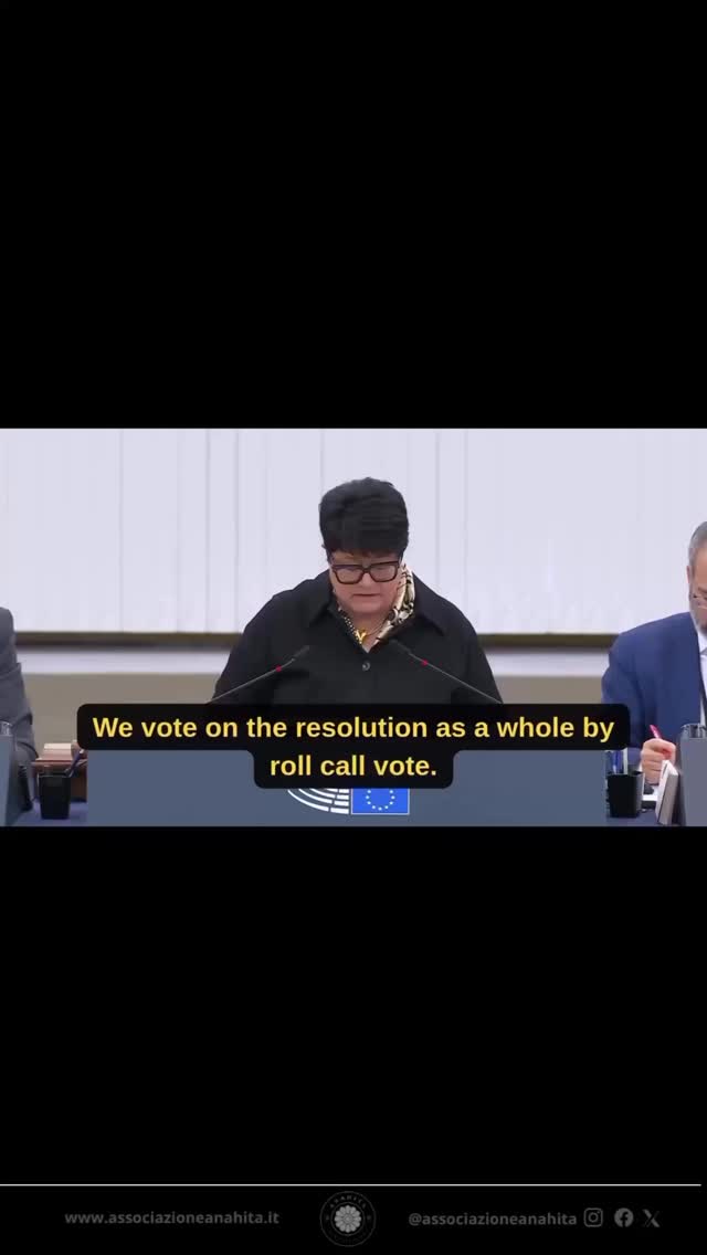 Oggi il Parlamento europeo ha adottato una risoluzione sull’Iran, esprimendo il proprio sostegno alle #IranProtests e invitando il Consiglio dell’Unione europea a inserire senza indugio il Corpo delle Guardie della Rivoluzione Islamica (IRGC), compresi il Basij e la Forza Qods, nella lista delle organizzazioni terroristiche.
————-
امروز پارلمان اروپا قطعنامهای درباره ایران تصویب کرد که در آن از اعتراضات مردم ایران (#IranProtests) حمایت میکند و از شورای اتحادیه اروپا میخواهد که بدون هیچگونه تأخیری سپاه پاسداران انقلاب اسلامی، از جمله بسیج و نیروی قدس را در فهرست سازمانهای تروریستی قرار دهد.
#rivoluzioneiran2026