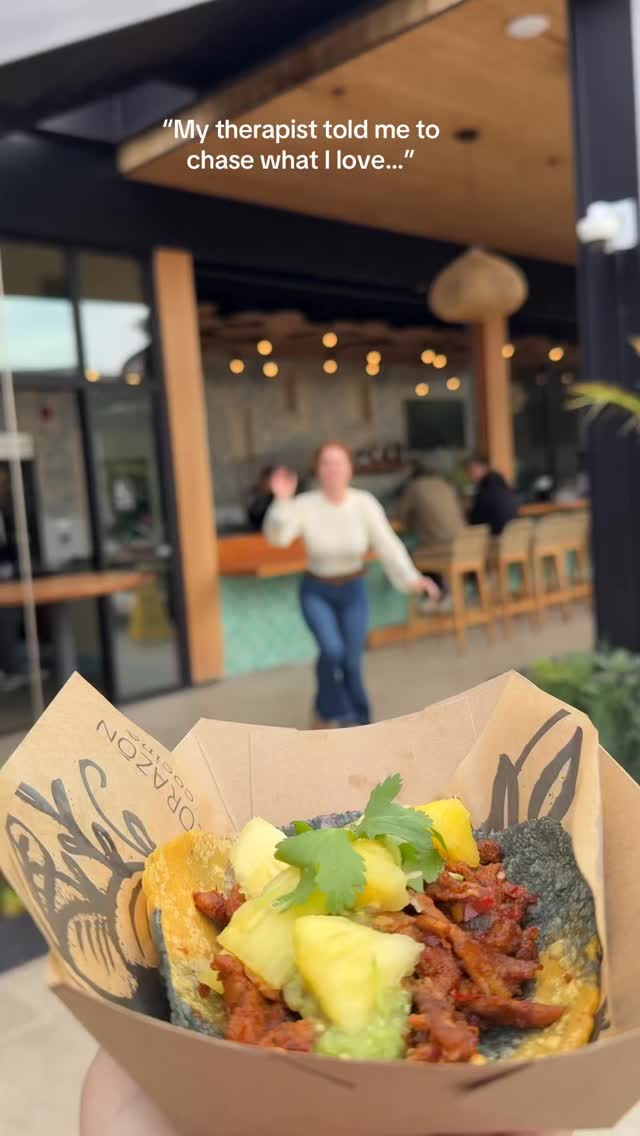 POV your therapist tells you to chase what you love… and you’re passionate about Corazón’s al pastor tacos.🌮🤤
#lindensquare #corazoncocina #carpinteria #805eats #carplife