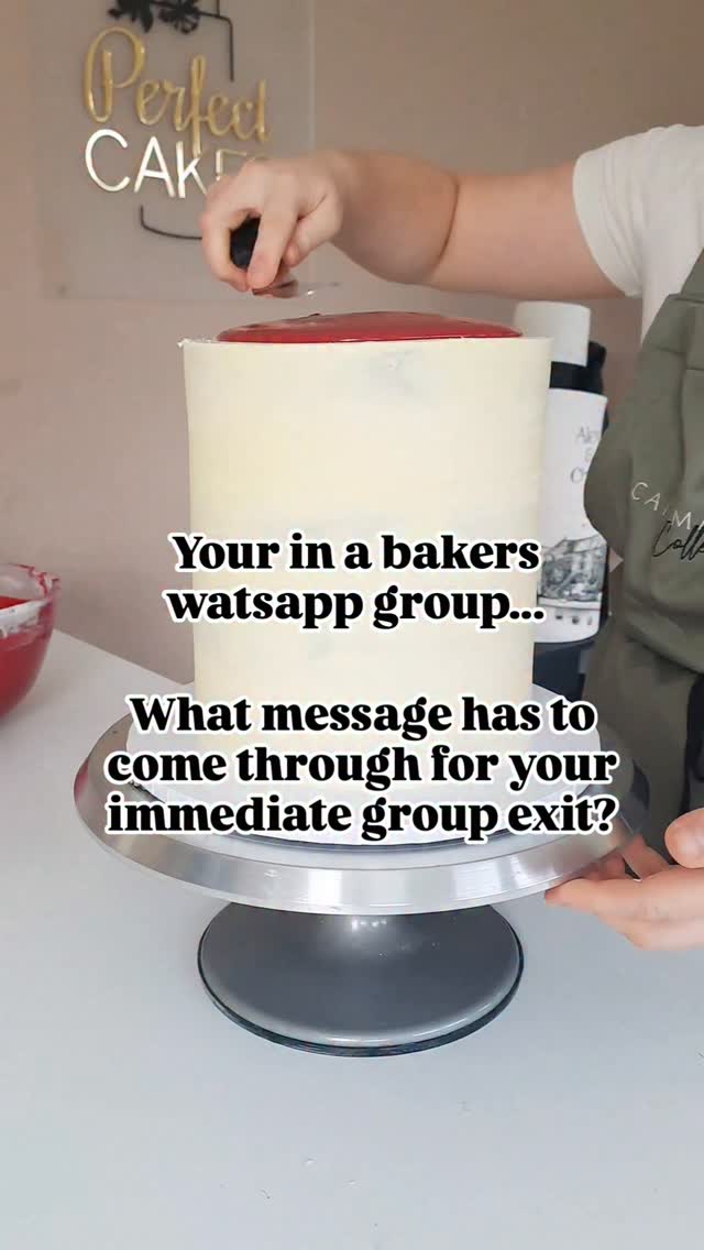 New message from Moist cake co
"I just quoted £50 for a 3 tier cake"
CMC left the group
#cakemaker #cakeproblems