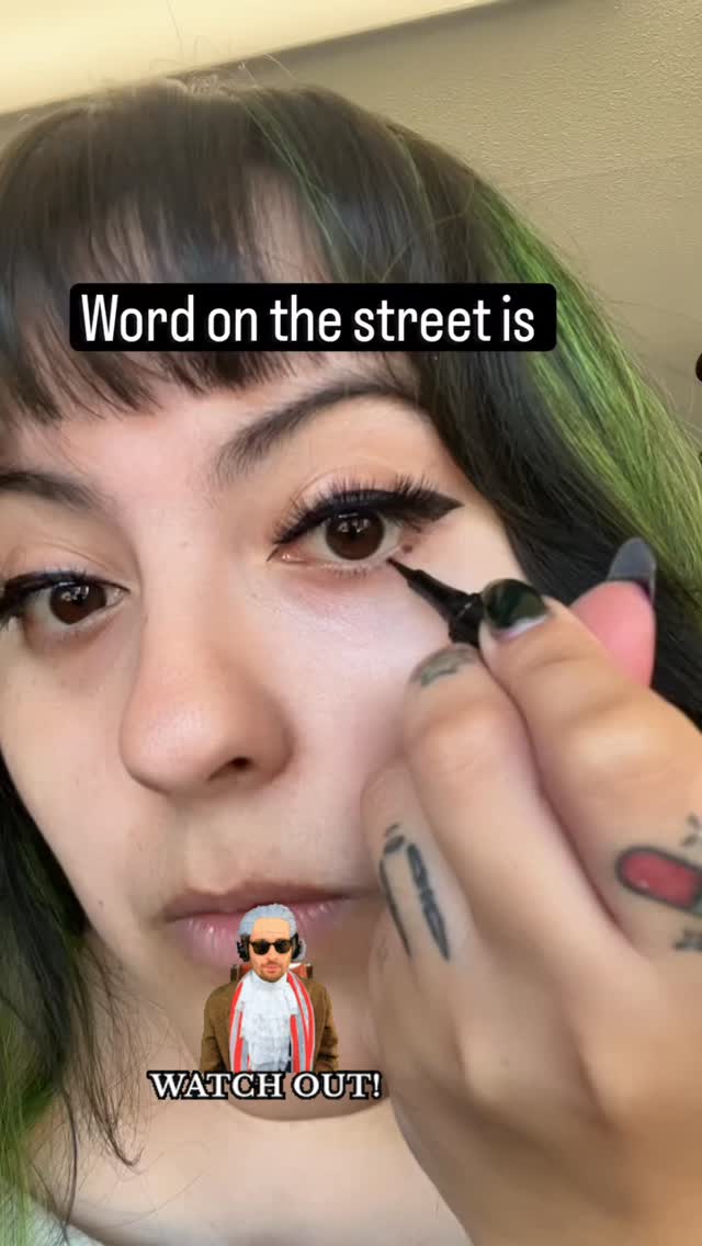 Don't be messing with Skyy!
She's got an army of vivid haired baddies to come to the rescue and she's always recruiting more.
Find her hanging out Tues - Sat
She does two early mornings @ 8am and two late nights until 8:30pm.
So get in where ya fit in.
#916hair #rosevillehair #rosevillehairstylist #916salon #obsidianhairstudio