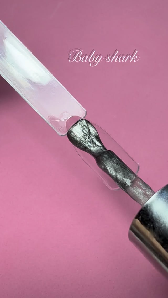 Jelly red hearts + cat eye magic ❤️✨
This design hits different. save it for your next valentine set 😍💋
@aleashas_nails_xx using our brand new shade ‘Ya wee flert’ ❤️🔥 & baby shark, peely wally & top coat. 5mm brush to create the look
#valentinesnails #valentines #valentinesnailart #redjellynails #jellynails #nailsart #nailtutorials #nailtrends #paintmeprettybyaleasha #paintmepretty #nails #rednails #red #nailsofinstagram #gel