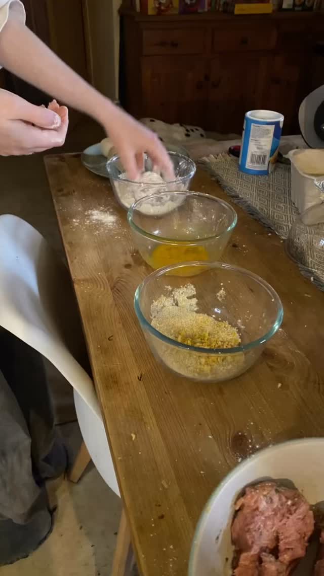 When your #cookingfromscratch influences your teenagers. That’s a #bigwin in a world full of processed and fast food. My 16 year old daughter made these scotch eggs from scratch and did a fine job of them too #proudmum
#cookingwithkids