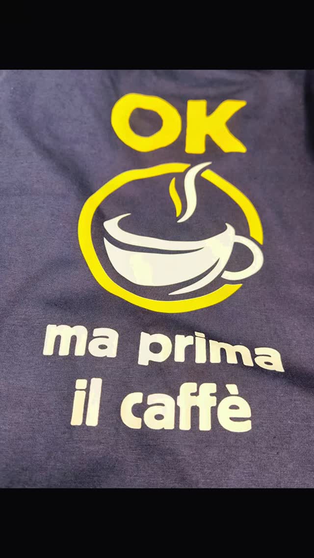 A lavoroUn’idea.
Un ricamo.
Una stampa.
T-shirt e cuscini che raccontano storie.
✨
#ricamiartigianali #stampeatessile #ᴡᴏʀᴋɪɴᴘʀᴏɢʀᴇss