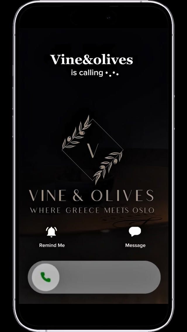 Visste du at det finnes en gresk restaurant i Oslo? 🇬🇷
Mer enn bare en restaurant — en vinopplevelse.
Nyt gresk vin, del et ostefat med venner,
eller kom for en full middag med kollegaer.
Der Hellas møter Oslo.
#OsloMat
#OsloVin
#VineAndOlives
#GreskMat
#VinbarOslo
AfterworkOslo