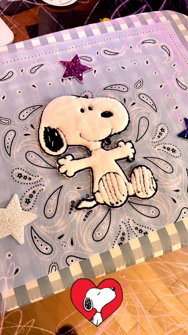 Personnalisez vos cabas.
Choix des couleurs, des patchs, …
Cabas réversibles.
Bandanas 100% coton.
Pièces uniques.
#pieceunique #madeinfrance #artisanatfrancais #nice #mauvaisoeil #madeinfrance🇫🇷 #smiley #love #bandana #leopard #snoopy