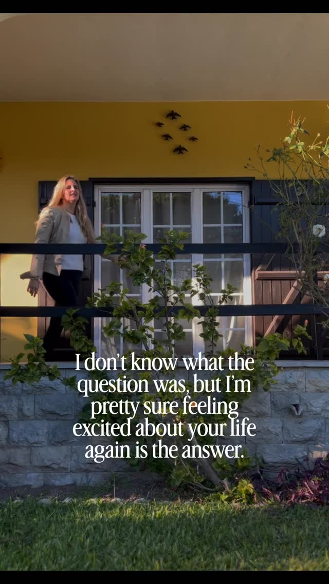 Not just surviving abroad.
Not just ‘being grateful’.
But dreaming again and having the courage to go for it.
Allowing yourself to want more. More joy, more meaning, more you.
And that’s the work I do with expats!
#expatcoach #expatlife #livingabroad #onlinetherapist