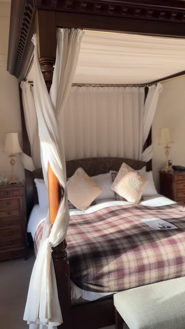 We have seven rooms overlooking The Uppingham Market Place, and the sun literally streams in during these bright winter days.
Find a place you belong, fill your cup, we’ll do the rest.
#hotel #staycation #englishcountryside #interiors #heritage