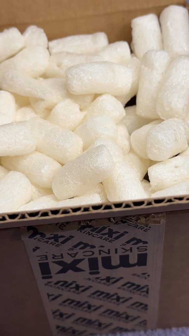 Fri-YAY restocks with @mixiskincare 💌✨