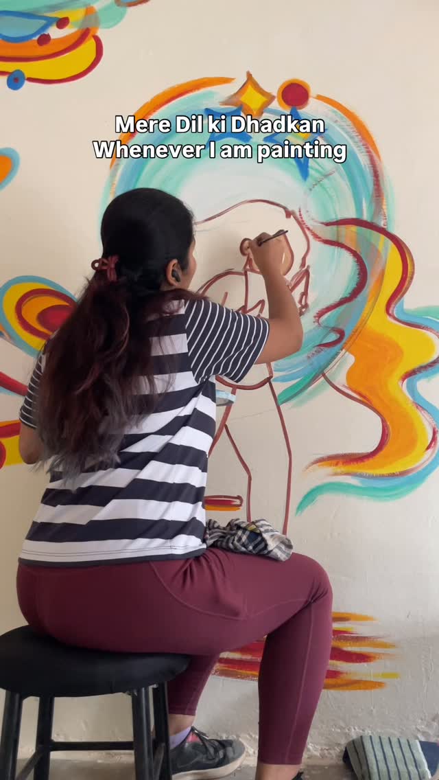 Main paint karte karte udna chahti hoon, daudna bhi chahti hoon, girna bhi chahti hoon…bas rukna nahi chahti 🎨🫶🌈
#anewpamapaints #anewpamatravels #dreamingandpainting #artmanifestation #chosenjourney