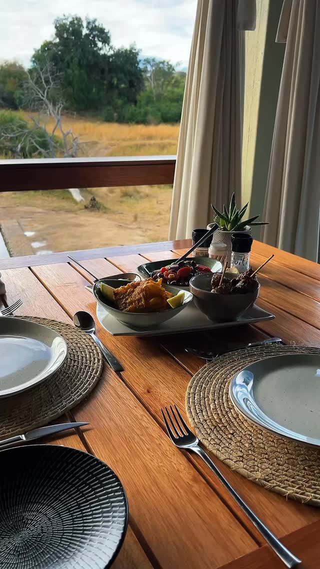 Let’s talk about the food at Siviti, because it’s honestly one of the best parts of being here.
Our chefs put together incredible meals every day, always happy to cater for dietary needs, and always adding that little extra touch that makes you feel looked after.
Breakfast starts with a generous spread to graze on while your hot order is prepared just the way you like it. Lunch rolls in with fresh, flavourful dishes served out on the deck, with views over the pool or from the dining area overlooking the waterhole, where elephants and other wildlife pop in more often than you’d think. And dinner under the stars is an experience you won’t easily forget.
Good food, great views, and the bush as your backdrop… it doesn’t get better than that.
Tag a foodie friend who’d love this experience, and tap the link in our bio for more info.
#safari #africansafari #wildlifeofsa #wildlifesafari #wildlifeofinstagram krugernationalpark thornybushgamereserve luxurysafari luxurysafarilodge travelsouthafrica southafricasafari big5 conservation thisissouthafrica soulful_moments wildlife