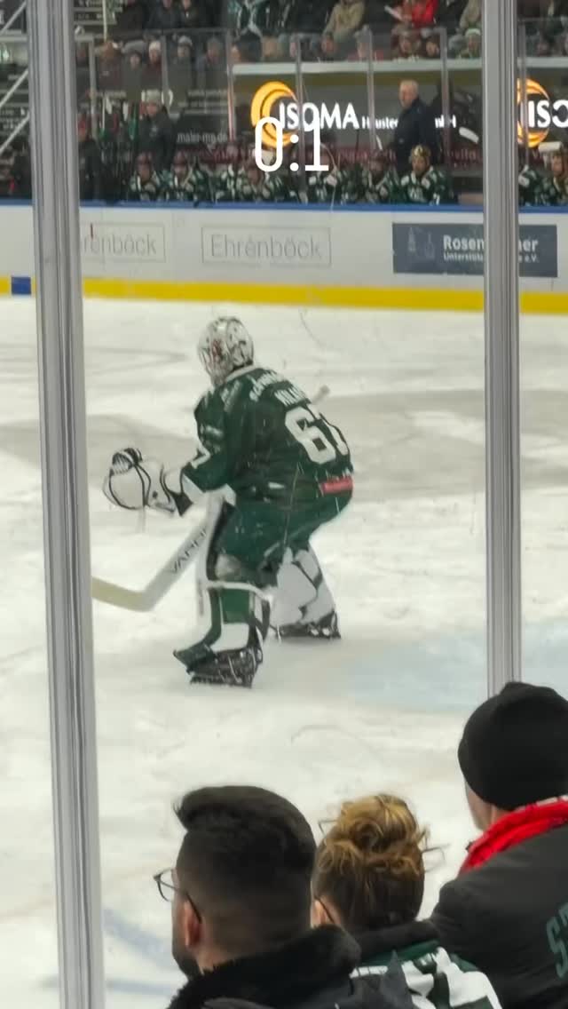 1. Drittel #starbullsrosenheim #starbulls_official #düsseldorfereg #hockey