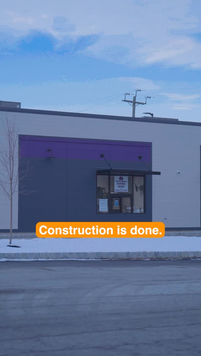 The new Taco Bell at Randolph Square on South Salem St. is officially up and hiring.
For years this lot sat empty, with rumors flying about what was coming next.
A book store? A new restaurant? Something artsy? Dozens of theories… but who had Taco Bell on their bingo card?
No shade to a company that pulled in over $15B in Tex-Mex sales last year. Respect.
But in a town already full of real tacos and real flavor… did we really need a Taco Bell?
Some finance dude somewhere crunched numbers, looked at demographics and traffic counts, and said “Yep… chalupas.”
So what do you think? Good fit for the space?
Or should it have been something else?
#dovernj #morriscountynj #tacobell #tacos