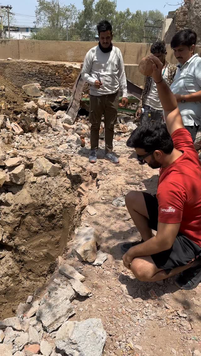 From vision to reality.
Every clip tells the story of planning, progress, and persistence.
.
.
.
#VirtualBinz #NewOffice #OfficeLaunch #BusinessGrowth #StartupJourney #Workspace #BehindTheScenes #CreativeSpace #ReelUpdate #ProfessionalLife