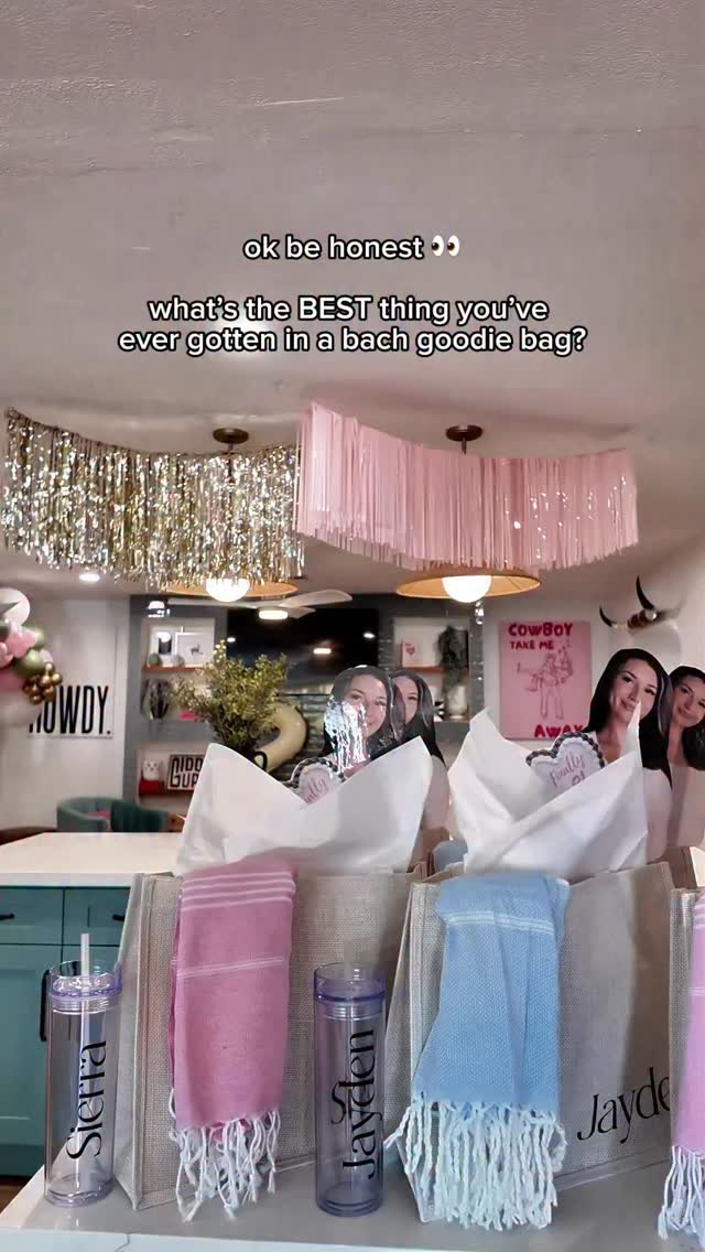 TELL US we want to know!!
what’s the BEST thing you’ve ever gotten in a bachelorette goodie bag?
… and if you wanna tell us the worst - we’re listening!!!
comment below
↴↴↴