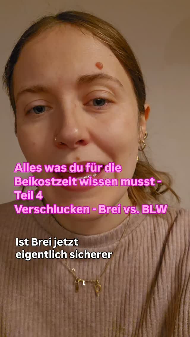 Im Gegensatz zum "klassischen" BLW wurde beim BLISS-Konzept ein spezieller Fokus auf eisen- und energiereiche Lebensmittel gelegt und die Sicherheitsregeln bzgl. Lebensmitteln mit einer hohen Verschluckungsgefahr betont.
Und nochmal - das betone ich ja immer wieder: ihr müsst euch natürlich auch nicht starr für Brei oder BLW entscheiden, sondern dürft die Konzepte natürlich mischen :) entscheidend ist eben, sich gut zu informieren, um potentiell gefährliche Lebensmittel/Texturen zu meiden.
👩⚕️Ich bin Ärztin, Still- Schlaf- und Beikostberaterin und Mama von zwei Kindern. Folg mir gerne für mehr Tipps und Wissen für die Baby- und Kleinkindzeit.
❌️Disclaimer: die Posts auf diesem Profil dienen der allgemeinen Informationen und stellen keinen medizinischen Rat dar. Ich bin Ärztin, Interaktion oder Folgen dieses Accounts führt jedoch nicht zur Herstellung einer Arzt-Patient-Beziehung und ersetzt nicht den Rat der betreuenden ÄrztIn.