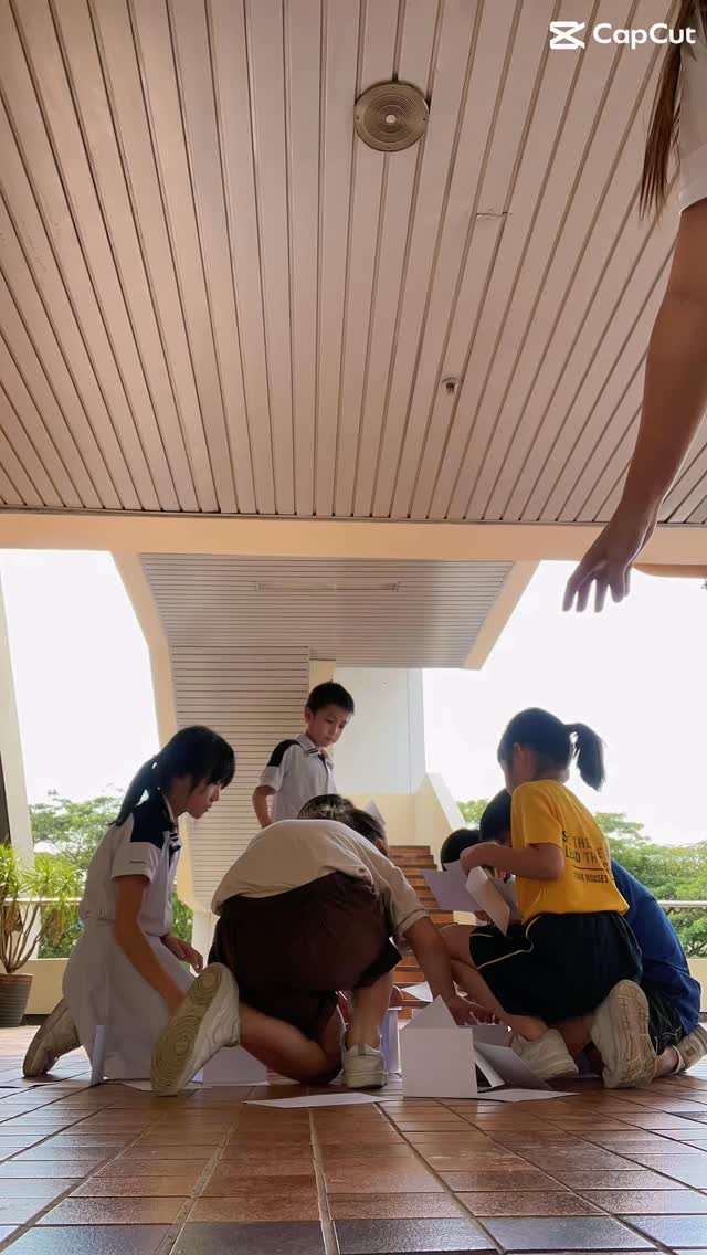 📄🏗️ STEM in Action: Building Tall Towers with Paper
Today’s STEM challenge pushed our Kinderians to think like engineers as they attempted to build the tallest possible tower using only folded paper. What seemed simple at first quickly turned into a lesson on balance, gravity, and structural design.
Students planned, built, tested, and redesigned their towers, experimenting with different folding techniques and support methods. They observed how weight distribution and base width affected stability, measured and compared tower heights, and discussed which designs were most efficient.
Through trial and error, children learned that success doesn’t come from getting it right the first time, but from trying again with better ideas. This activity nurtured creativity, teamwork, critical thinking, and resilience — all within a fun and supportive STEM environment.
🏗️ Parents, would your child enjoy turning simple paper into a towering structure? Drop a 📄 in the comments!