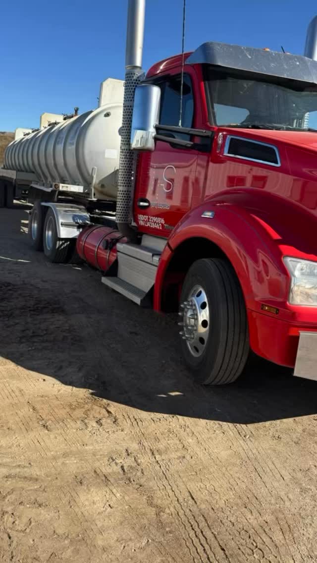 Most septic problems don’t come with a playbook — they come with variables.
Different properties, different systems, different needs.
That’s why our trucks are fully equipped before we ever pull into your driveway.
The right tools mean efficient service, fewer delays, and jobs done right the first time.
Prepared crews. Proper equipment. Peace of mind.
Serving Northern Colorado, Family-owned & operated
👉 Schedule service with Front Range Septic (970)302-0457