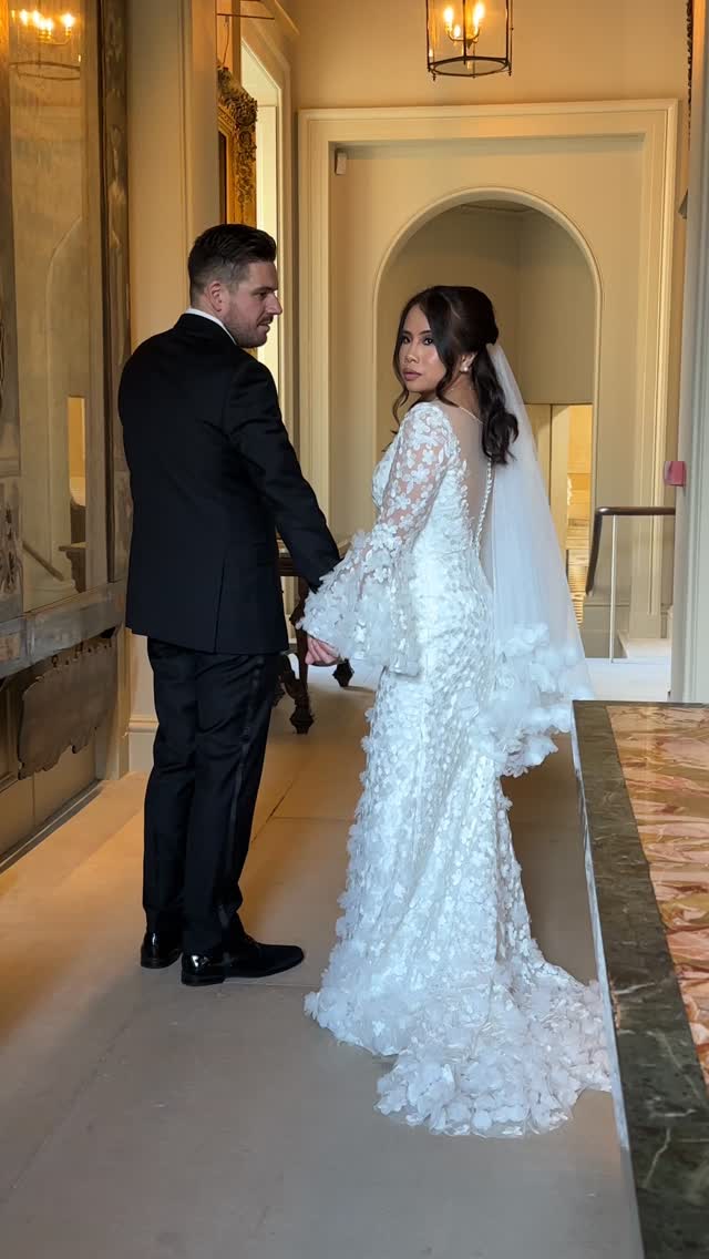 Because your makeup should last as long as the love 👰🏽♀️
Bride: @miss_scarzie 💕 my angel!
My Bridal Plus package keeps me by your side for up to 4 hours of touch-ups! Details at JOXOARTISTRY.COM
#londonmakeup #londonbridalmakeupartist #londonbridalmua #ukbridalmakeupartist #ukbridal