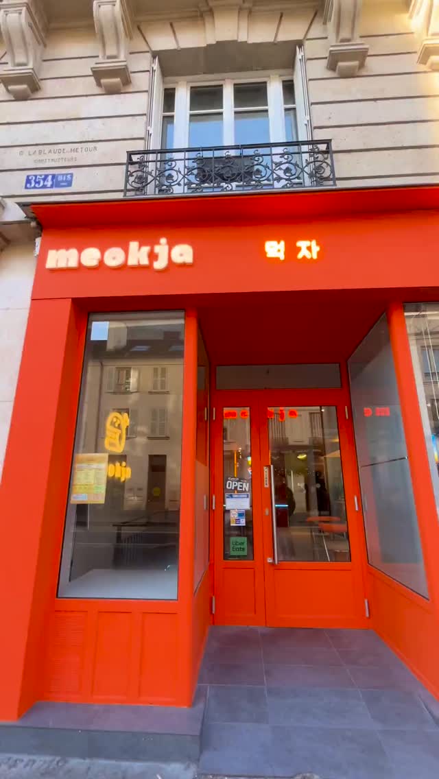 Un aller simple pour Séoul, sans quitter la table.
🍔 Bulgogi Smash Burger & poulet frit coréen
📍354B rue de Vaugirard, 75015 Paris
⏰ Ouvert du Lundi au Dimanche 11h30-22h30
#smashburger #parisfood #food #burger #chicken"