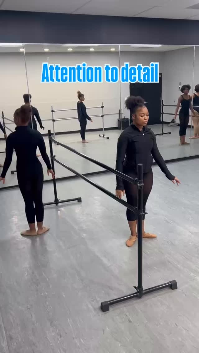 Focusing on the details of foot articulation and port de bras increase dancers’ strength, coordination and artistry. This fine tuning will lead to perfect posture, strong leaps and immaculate turns! #mdacademyofdance #baltimoredance #marylanddance #marylanddancestudio #owingsmills