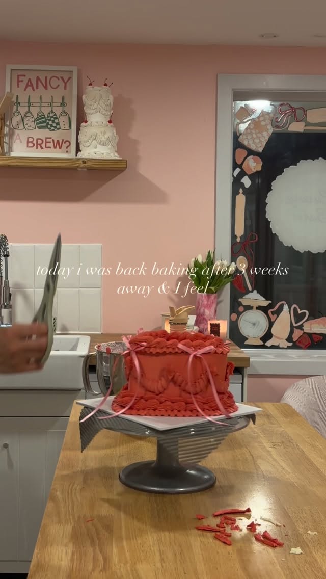 ahhhh, a calm nervous system again x ✨
the back end of 2025 was a lot 😅🤦🏼♀️ it was graft for sure 🤭
but it’s good to be back with a fresh mind, new ideas & to feel calmmmmmm 🩷