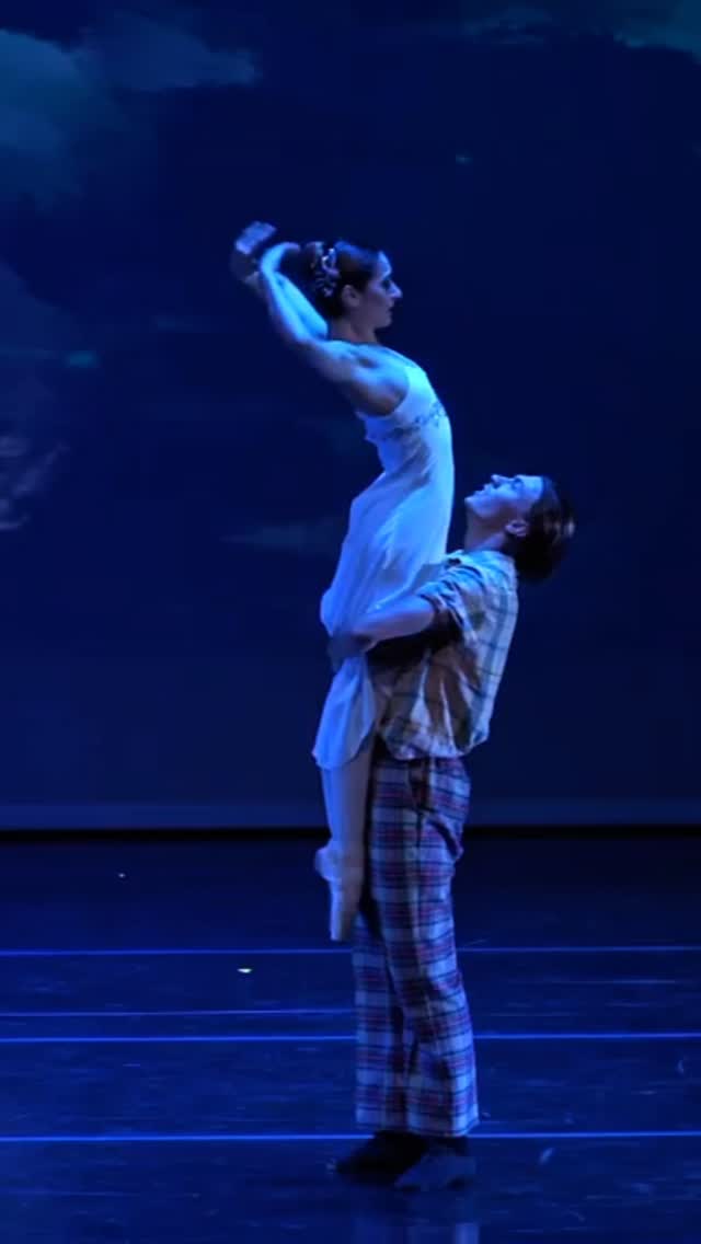 Every lift is support, it is trust.
Every moment is shared.
Together, we find the strength to keep moving forward.
Кожне підняття — ц