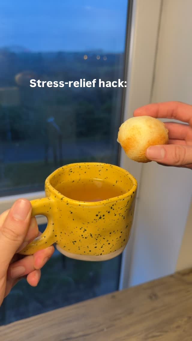 feeling stressed, homesick or just tired of this weather? We got your back 🧘🏾♂️🧘🏼♀️🧘🏽♂️
Cheesy cheesy cheese bread to cheer you up💚
Order via WhatsApp
.
.
#pandeyucas #cheesebread #glutenfreebread