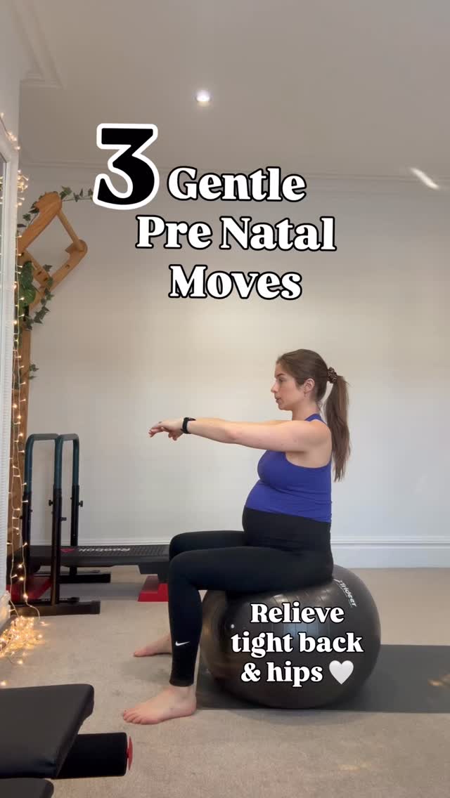 Feeling achey? Grab your Swiss Ball!! ⚫️
Save & Try - 3 Gentle Pre Natal Moves to Relieve Back & Hip Tightness 🤰💛
Simple Swiss Ball:
🔹 Pelvic tilts
🔹 Belly breathing
🔹 Hip rotations
Move with the breath. Try 8 Reps of each, open up the back & lower body & relax. 🙏🏼
Perfect for easing discomfort & connecting with your bump! 🌸 Pre Natal Guide out tomorrow! 🤰💪 DM for details!
#prenatalstrength #prenatalmobility #backandhippain