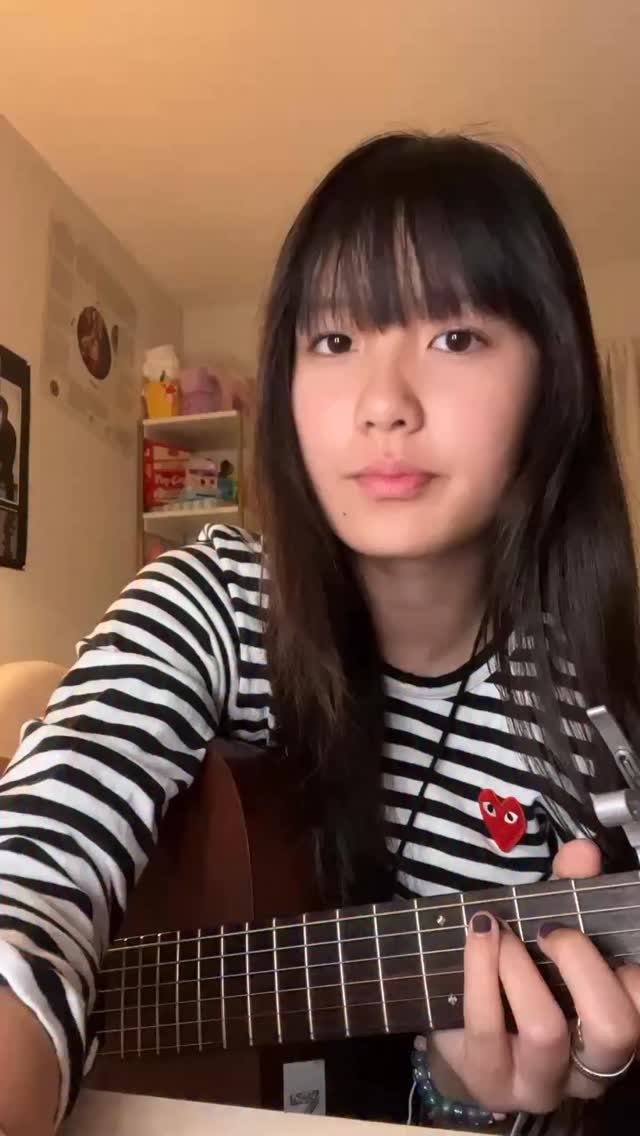 started listening to @lorde at the end of last year so hereโs my cover of Team #musicwithzooey #lorde