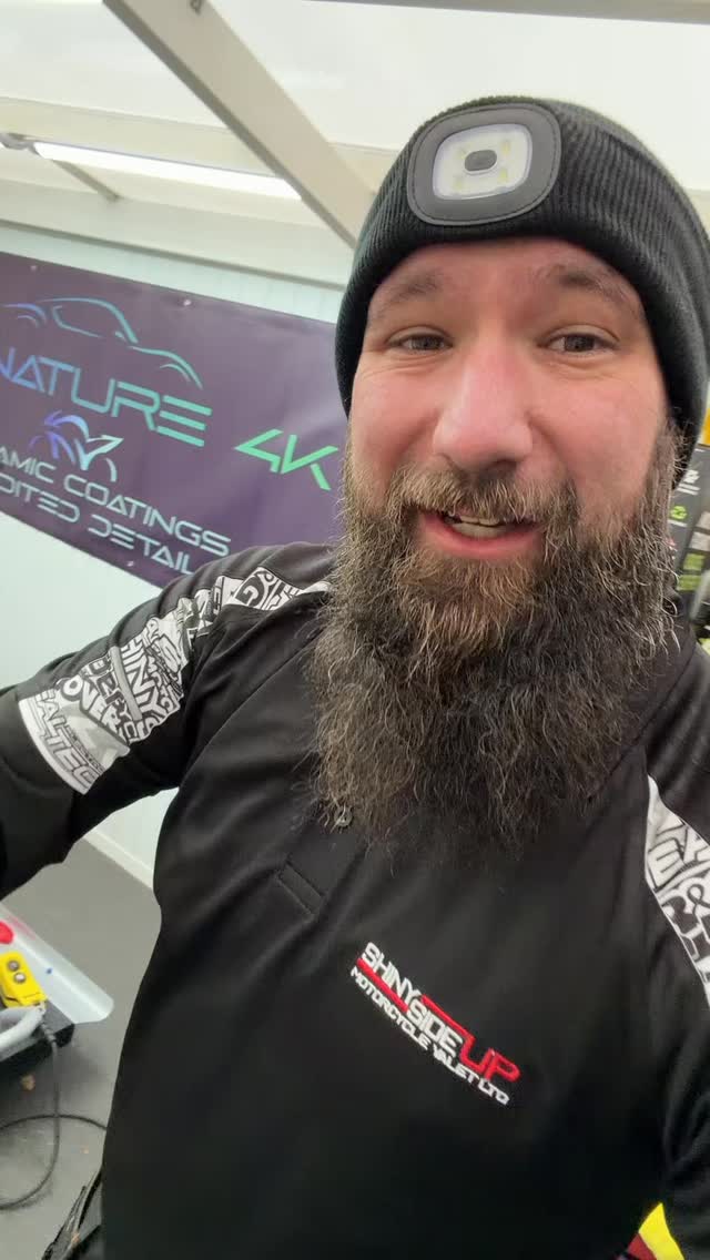 Welcome to another day here at shiny HQ where we have the finish results of the Triumph Tiger Sport and onto the next project for the day!
We are fitting our new front and rear dongle as well as an additional brake light to this BMW R1300 GS and then onto the full detail detailing and ceramic coating package!
Check back later to see how we get on…