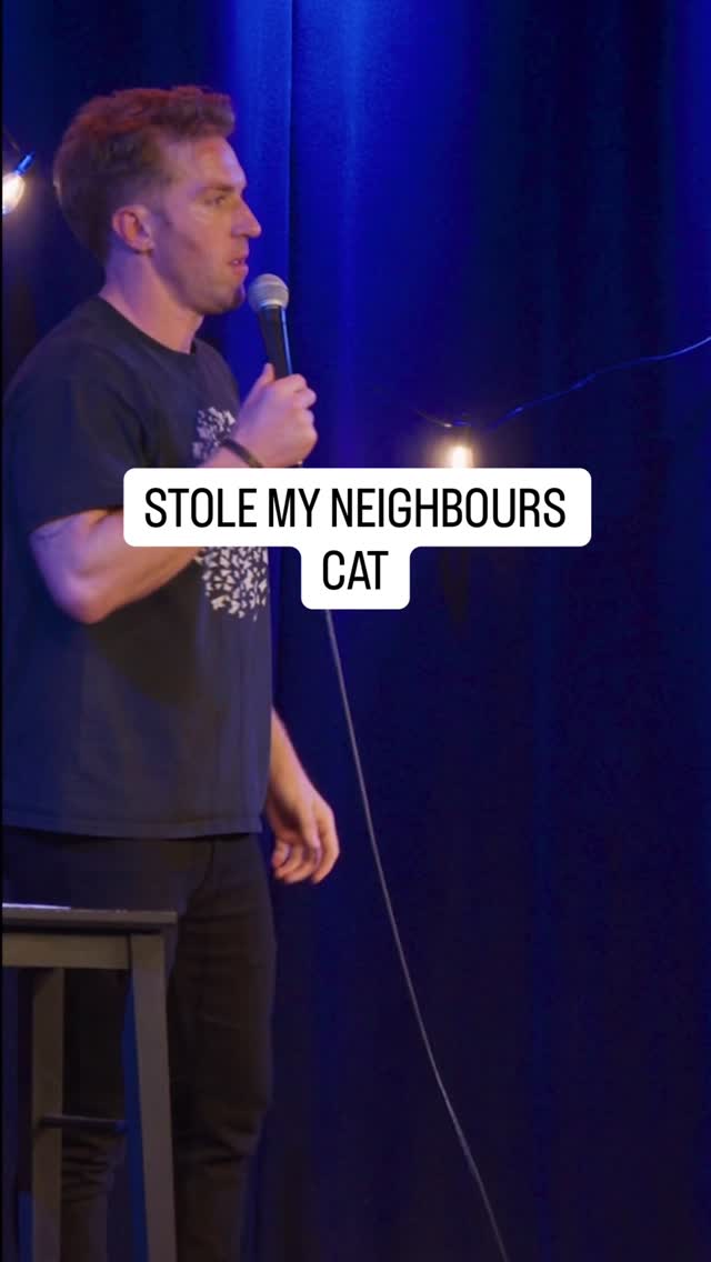 Anyone else ever have this problem? 🐈⬛😸
Tour starts Friday - my bio has the answers that you seek
#standup #cats #neighbours