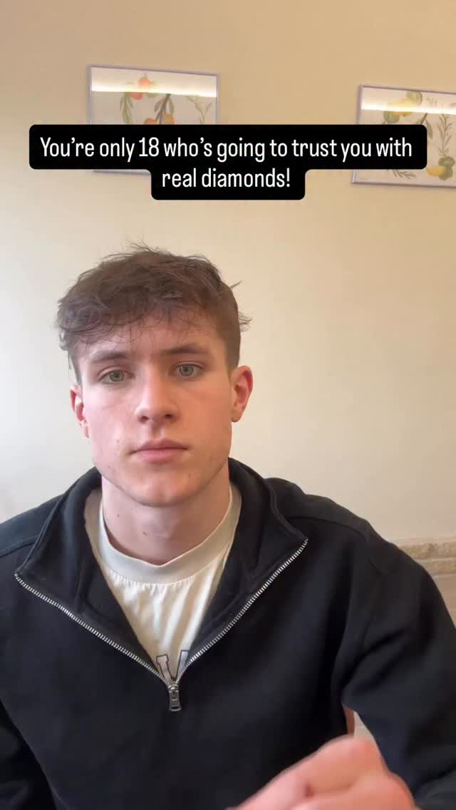 A Quinn’s original signet for the very first American customer 🎉🎉
.
.
.
#customengagementring #customjewellery #londonjewellery