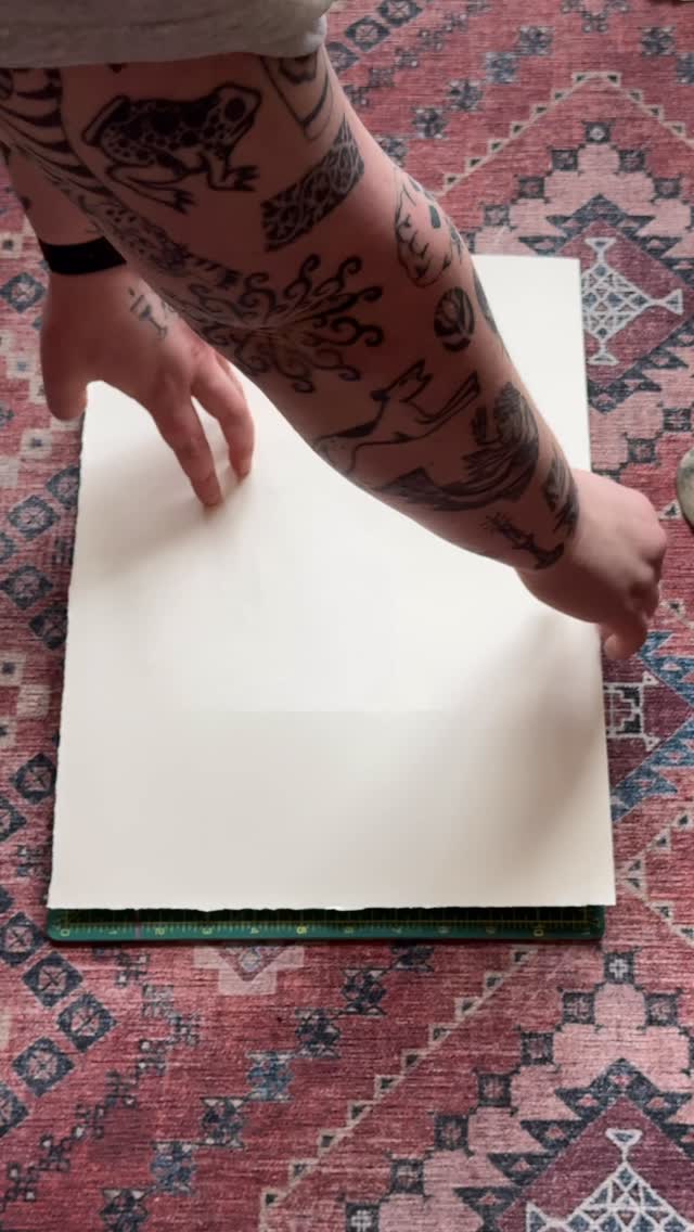 A print about my dog and the sky
#woodcut #printmaking #contemporaryart #artwork #woodcutprint