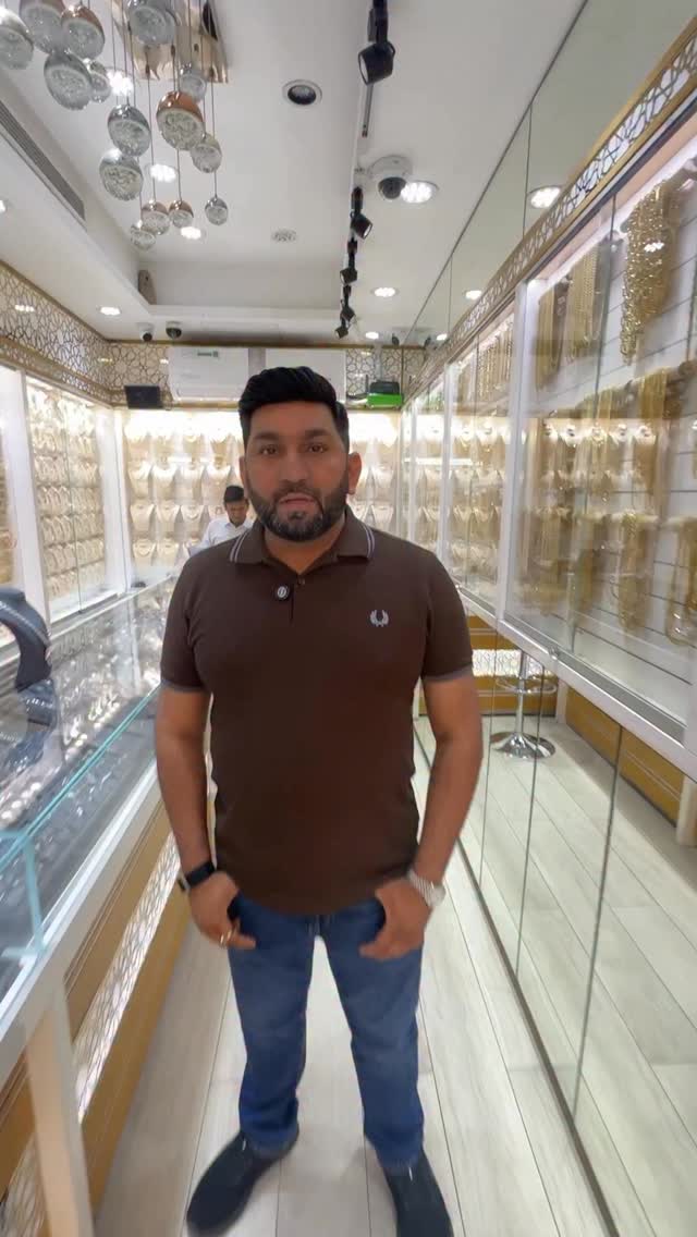 One way to avoid negotiations💀
-
@diajewelsdubai
Looking for the perfect diamond jewelry? 💎
Dia Jewels is your one-stop store at Gold & Diamond Park for everything from engagement rings to everyday sparkle. Come visit us!
-
-
#diajewelsdubai #jewelry #dubai #diamonds #labgrowndiamonds
(Gold and diamond park, diamond jewelry dubai, engagement rings)