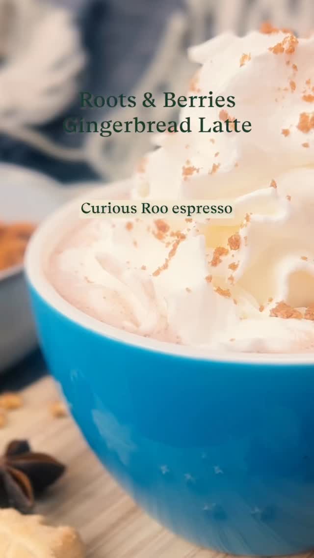 Meet our Gingerbread Latte - a little moment of luxury for those crisp park strolls. We’ve blended the finest ingredients to create the ultimate cold-weather comfort and this is the perfect hand-warmer.
Our @curiousroocoffeeroasters coffee beans make all our coffees delicious and worth the trip!