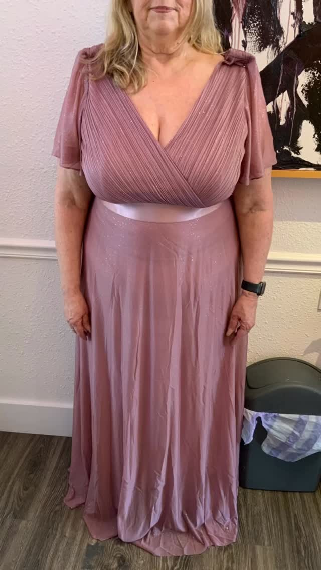 3 things that I don’t allow in my life: negativity, limitations, and poorly-fitted clothing!
-
Life is too short for anything less than positivity, endless possibilities, and clothes that make you feel fabulous. It’s time to embrace a mindset of abundance and surround yourself with the best, starting with perfectly tailored attire.
-
#lingerielashes #Sewing #tailoring #EndlessPossibilities #TailoredPerfection