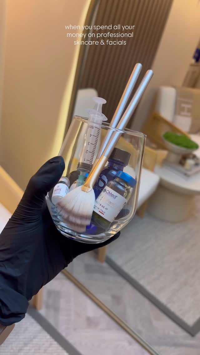 When all your money goes on professional skincare & facials…
This is most definitely aimed at me! Who else?
#skinclinicmanchester #skinclinicaltrincham #glowingskin #medicalgradeskincare #facialtreatments