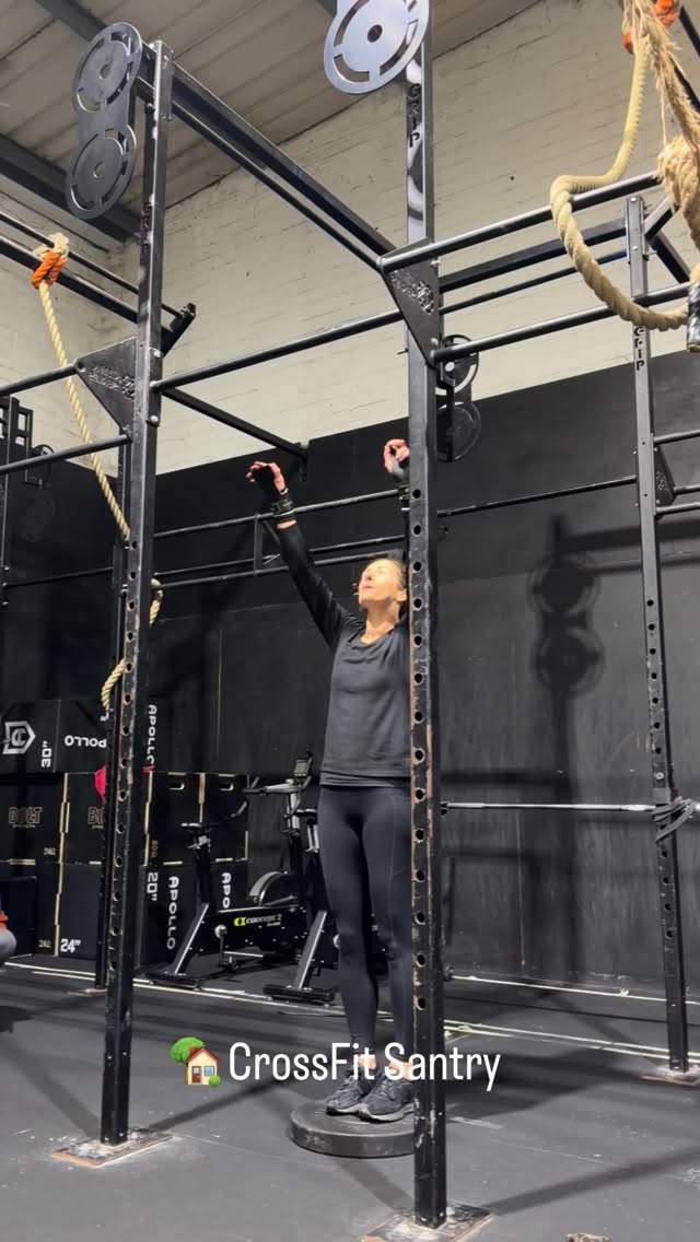 FIRST BAR MUSCLE UP 🥹📈
Maebh came into the 1pm class not thinking today would be the day — just quietly, diligently chipping away at Gary’s bar muscle-up drills. A few assisted reps. One solo attempt. And then… BOOM.
Her first ever bar muscle-up.
4 years of consistency, patience and graft paying off for a true Tribe legend. ❤️
And because she’s Maebh… she casually knocked out a few more reps in the WOD for good measure.
We couldn’t be prouder — or happier — for a more deserving member. This is what showing up, trusting the process and good coaching looks like.
👶💪 are you also a Busy mama who still wants to train, stay strong and learn new skills?
You can do both — and we’d love to help you do it.
📍 CrossFit Santry
Unit 9C, Santry Hall Industrial Estate, D09 X63C
📍 CrossFit Drumcondra
3A Saint George’s Avenue, Drumcondra, D03 RH36
#TribeStrong #BarMuscleUp #FirstRepMagic