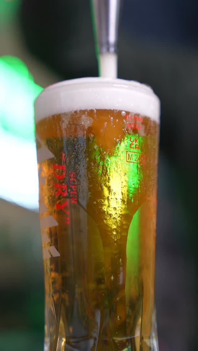 DRAUGHT BEERS ARE LIVE! 🍻
Our draught pumps are in at Speke and we’re pouring ice-cold, refreshing pints 🥶
The perfect post padel fix 🍺