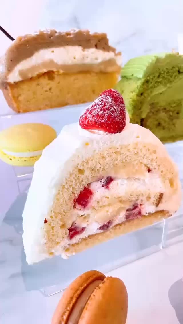 🍓🍰We have lots of delicious food waiting for you🎂🍪 #yourtreat #cake #sweet