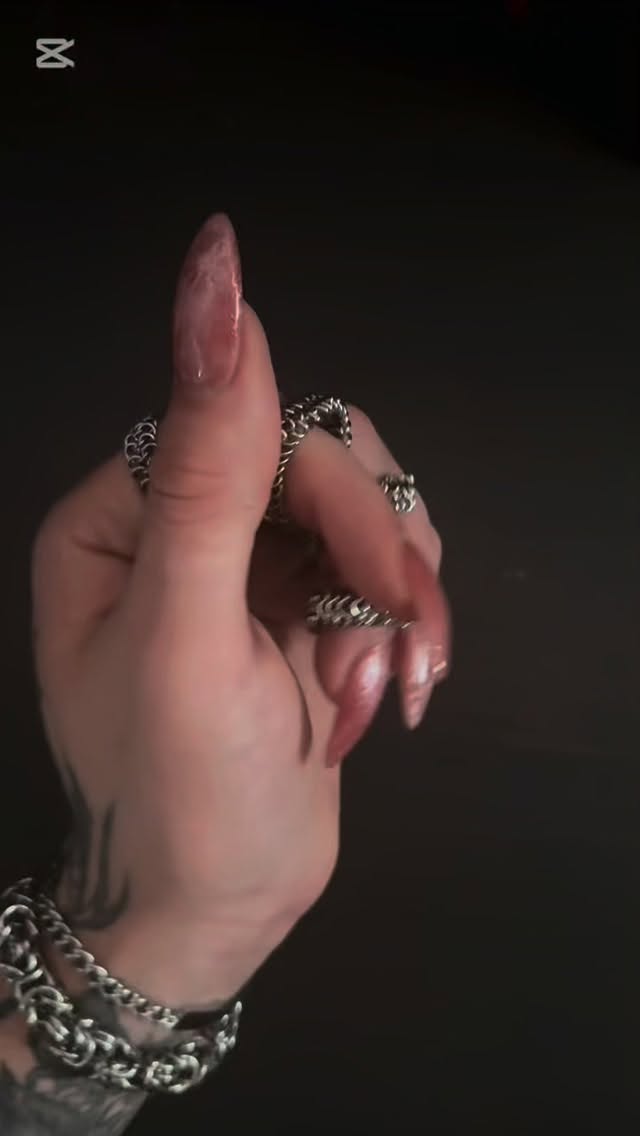 ⛓️ tiny rings but big payoff ♥️