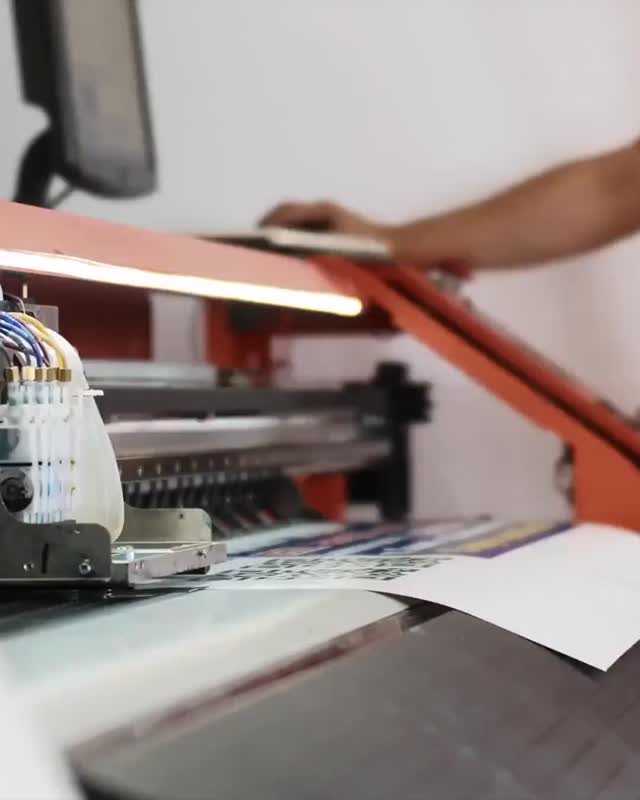 Make a bold statement with Indexx's wide format printing—perfect for changing any space into a visual showcase.
Ready to bring your vision to life? Contact our sales team today to start your custom project!
Link in bio