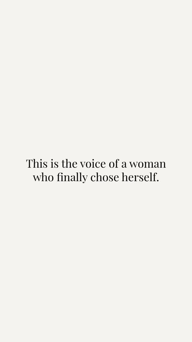 My client went from being stopped by fear, overthinking every first step towards her goals and ideas
to showing up anyway and taking small, intentional steps toward her values.
Her biggest shift was watching herself show up 1% better, choosing her values in the MIDST of fear.
Proving to herself that she has power over fear.
Proving to herself that she was not the story she once believed about herself: stuck, anxious, and constant disappointment for not following through
In just six weeks, here’s what we did together:
•Investigated the thoughts and stories keeping her from moving forward
•Got specific about actions that aligned with her spiritual, physical, emotional, and mental well-being
•Built practical strategies to protect her from fear and overthinking
She shows up for the things that matter, even when they scare her.
Even when it’s uncertain.
Isn’t it powerful what happens when a woman is ready for change, and gets the right support to see it through?
If you need support quieting the thoughts that keep you from showing up the way you want, DM me “I’m Ready” 🤝🏾