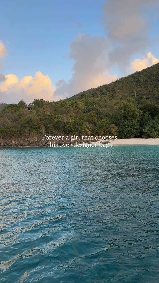 Forever🏝️🤍
#stjohnusvi #islandgirl #nurturedretreats #womensretreats #womenwhotravel