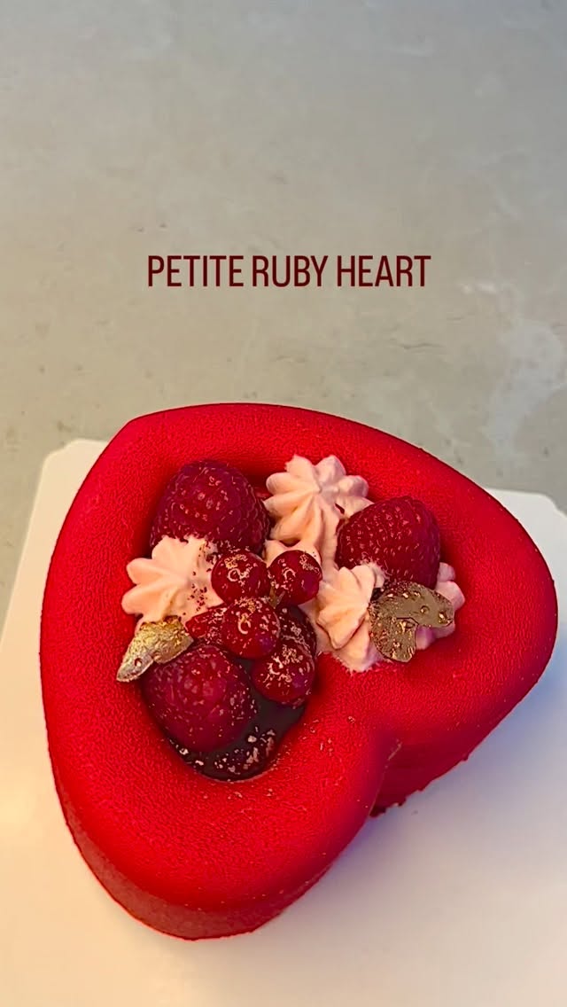 Where love and flavor align. 💘
Introducing ‘The Ruby Heart’—a petite, luxurious Valentine’s creation made with ruby chocolate and tangy raspberry and strawberry mousse.
This is a pre-order exclusive.
If you’d like to be the first to know when pre-orders open and receive the details, comment ‘LOVE’ below or send me a DM.
P.S. The making-of reel comes tomorrow. Stay tuned!
#ValentinesDay #RubyChocolate #HeartCake #thehaguefood #patisserie