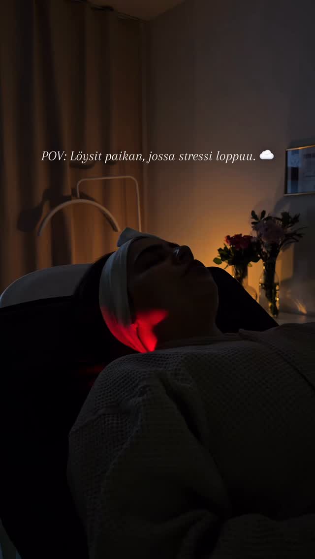 🩷Neurabalance-alusta sisältyy kaikkiin kasvohoitoihin!
🧖🏼♀️Neurabalance auttaa rauhoittamaan hermostoasi, edistää solujen uusiutumista ja palauttaa kehosi luonnolliseen tasapainoon.
🤍Tule kokemaan Neurabalance-rentoutus itse. Tervetuloa! 🌿
🩷Every facial includes a Neurabalance session
🧖🏼♀️Neurabalance helps calm your nervous system, promotes cellular renewal, and restores your body’s natural balance.
🤍Come and experience Neurabalance for yourself. Welcome! 🌿